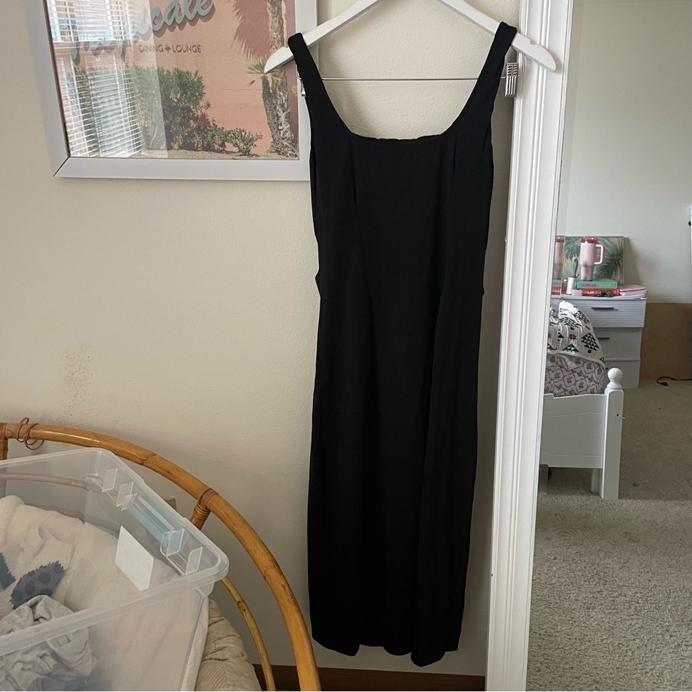 Halara Softlyzero Airy Square Neck Backless Corse… - image 5